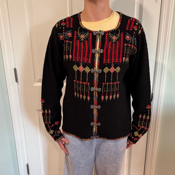 Vrikke Women's Wool Black Sweater with Colorful Embroidery - Picture 8 of 10